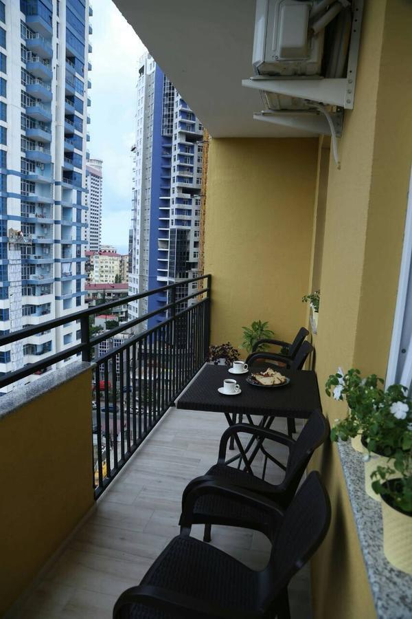 Apartment Black Sea 7 Батумі Екстер'єр фото